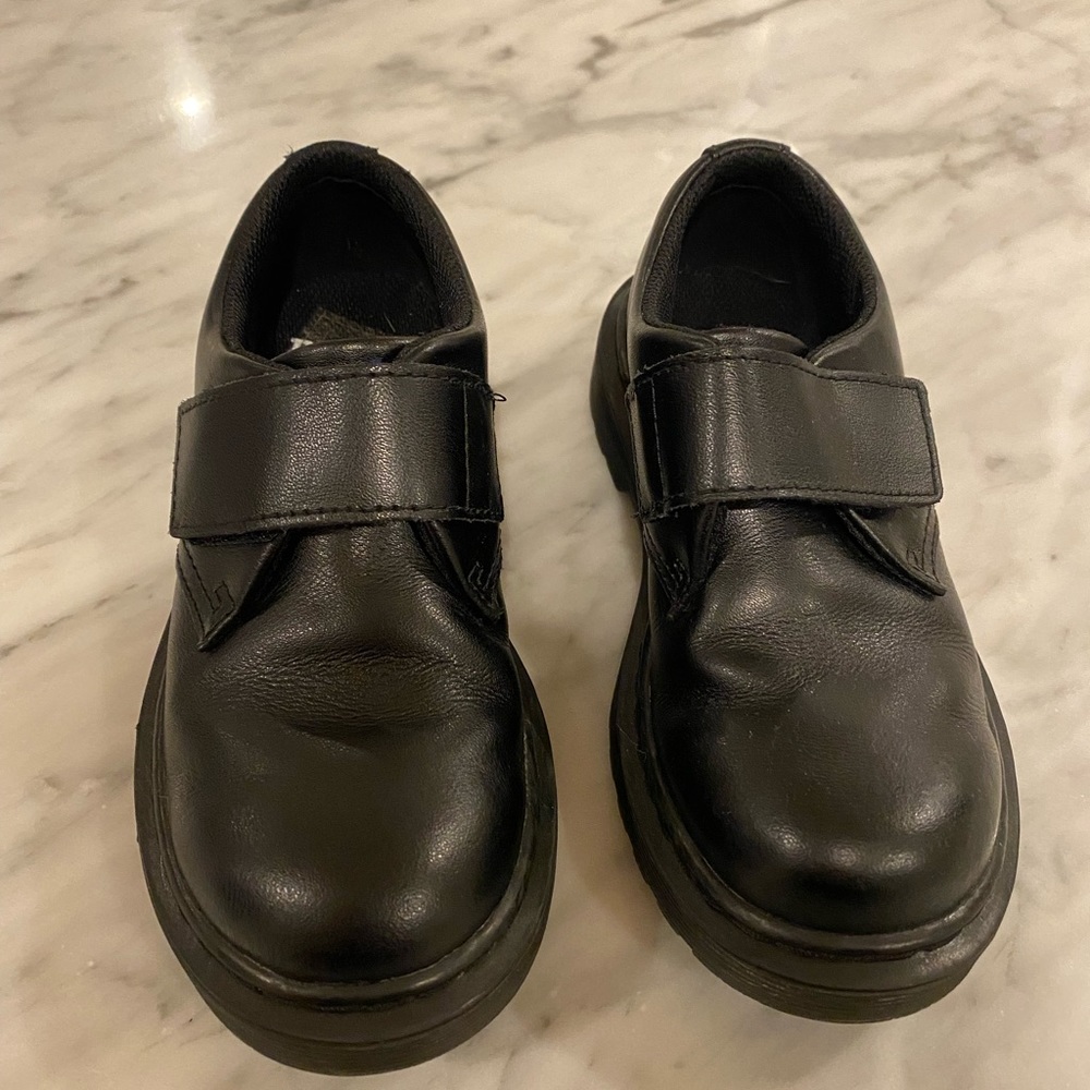 Girls dr marten leather shoes
